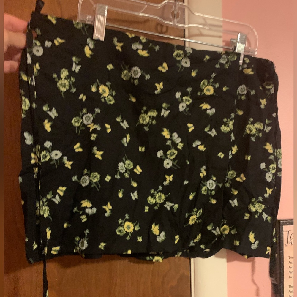 Mini floral wrap skirt